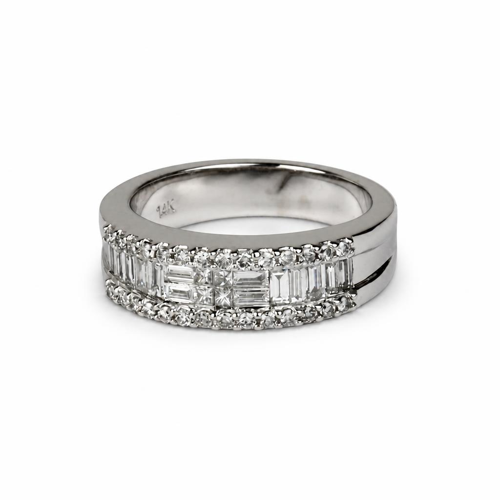 Gallery image of this Women’s 14k White Gold Diamond Ring Size 6.75