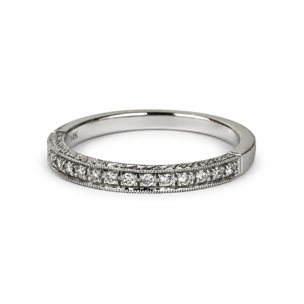 Gallery image of this Women’s 14k White Gold Ring with 0.15ct TDW Diamond Size 6.5