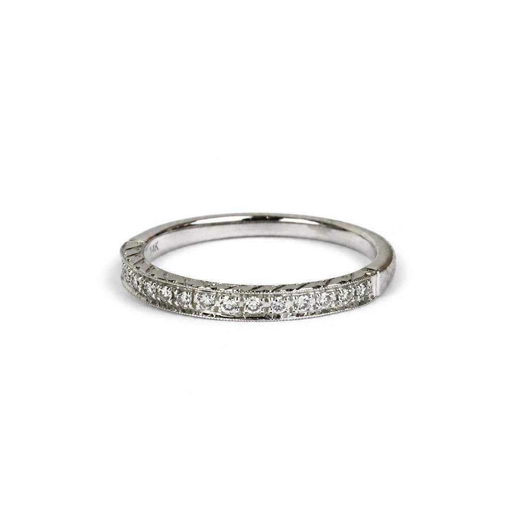 Gallery image of this Women’s 14k White Gold Ring with 0.15ct TDW Diamond Size 6.5