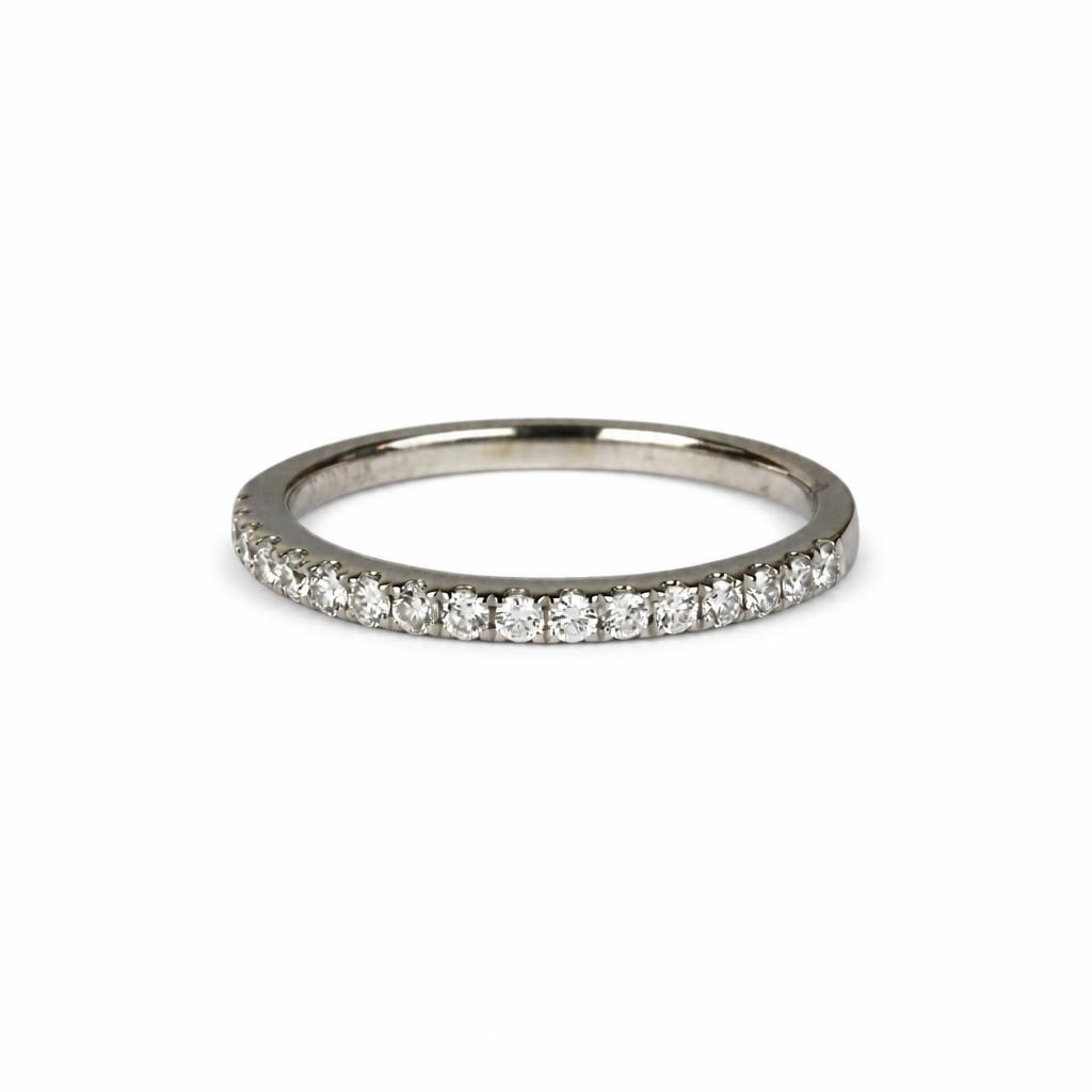 Gallery image of this Fischer Women’s 14k White Gold Ring with 0.29ct TDW Diamond Size 6.75